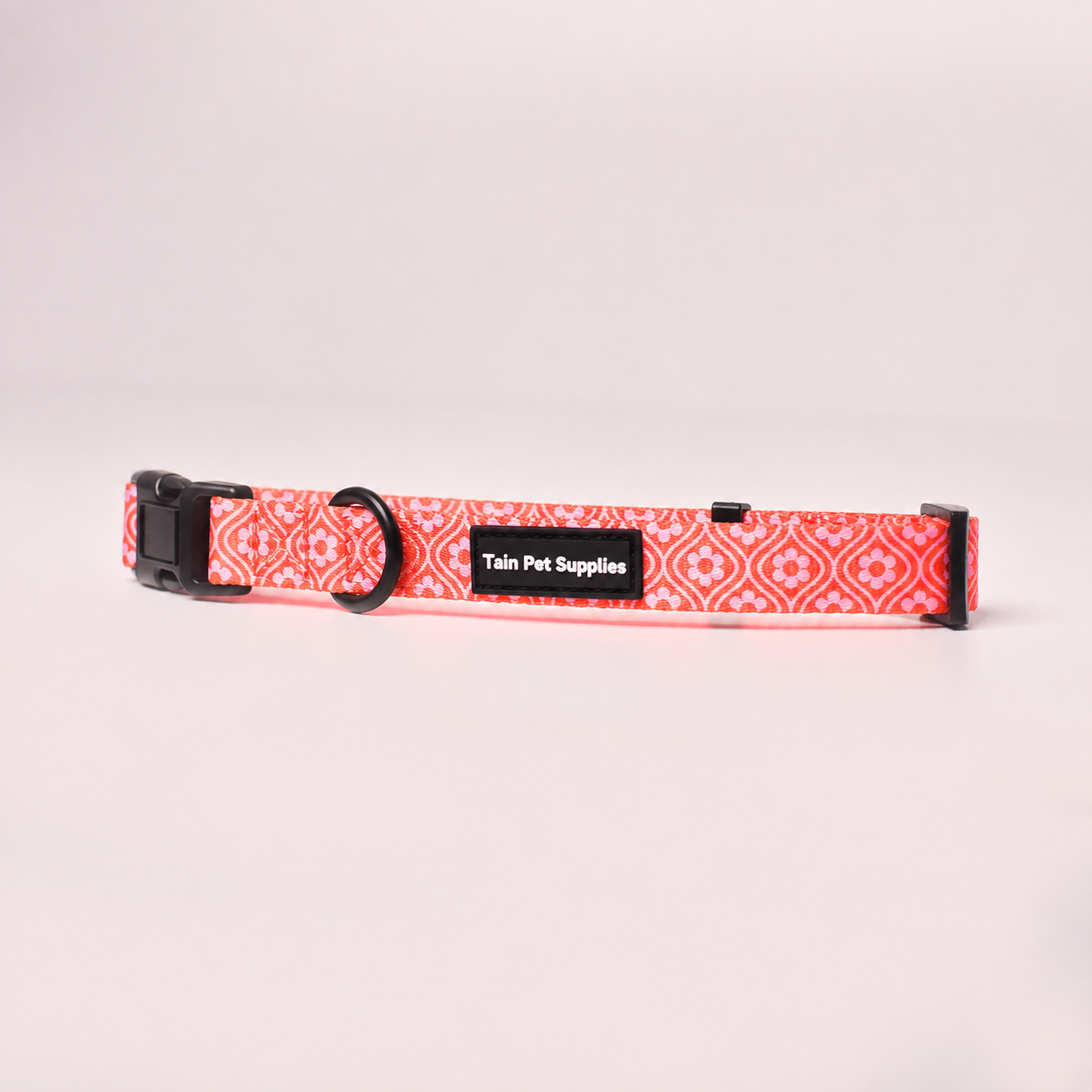 Tain Pet Supplies Adjustable Dog Collar – Pink Pattern with Secure Buckle